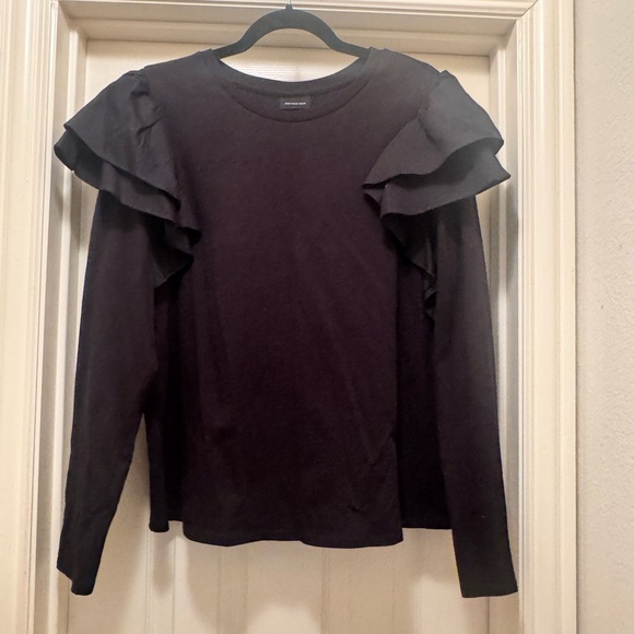 Who What Wear Tops - EUC Who What Wear Black Ruffled Long Sleeve Top Size XL